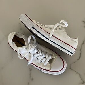 Converse Chuck Taylor All Star Sneaker - Women's